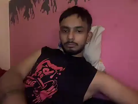 Snapshot of CutieDickBoiii chatting on June 12, 10:14 am CutieDickBoiii online show from June 12, 10:14 am