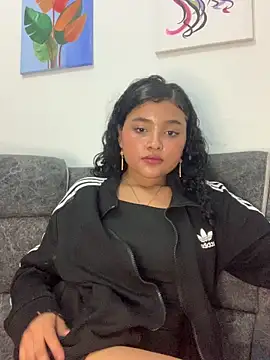 ladulcemary  online show from February 28, 8:10 pm