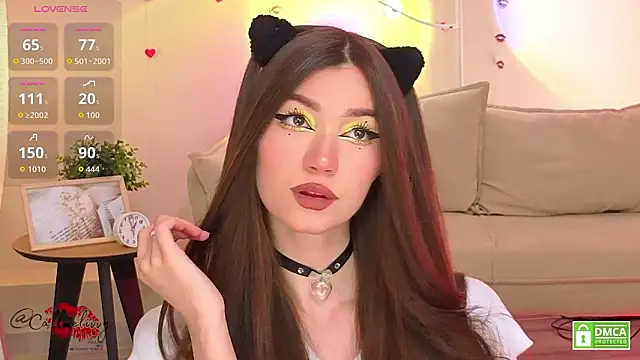 oliviaah  online show from February 25, 3:10 pm