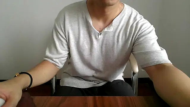 Snapshot of kimze7 chatting on July 29, 4:21 am kimze7 online show from July 29, 4:21 am