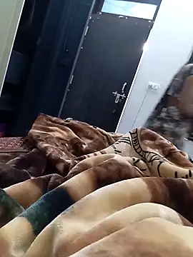 khushaboosexy online show from February 7, 11:14 am