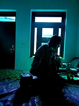 khushaboosexy online show from March 22, 5:00 am