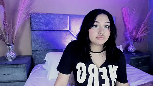 NaomySakura online show from April 26, 8:39 pm