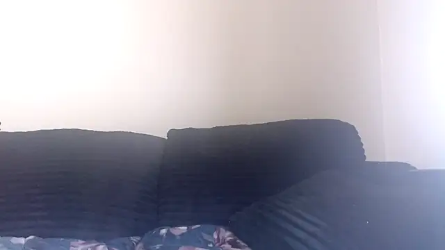 roseroyceee online show from August 3, 12:43 pm
