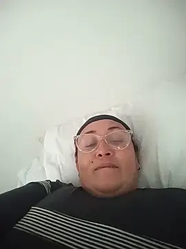 Nini Love  online show from February 23, 9:12 pm