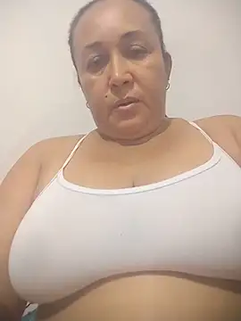 Nini Love  online show from May 25, 3:34 am