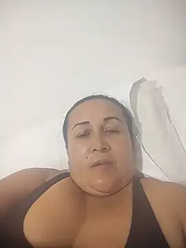 Nini Love  online show from May 31, 5:48 am