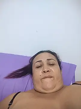 Nini Love  online show from July 4, 6:08 am