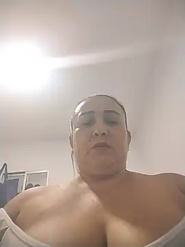 Nini Love  online show from July 24, 2:20 am