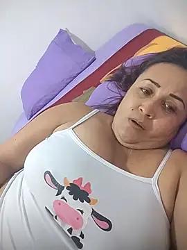 Nini Love  online show from July 25, 3:37 am