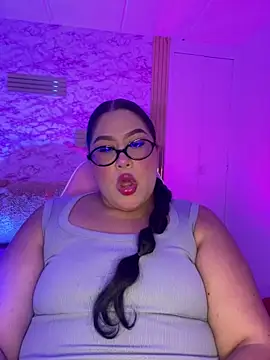 Snapshot of Mia_Carters chatting on April 16, 11:07 pm Mia Carters online show from April 16, 11:07 pm