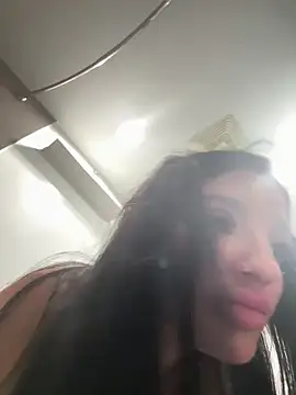 Lexiiskyyxo online show from May 1, 8:19 am