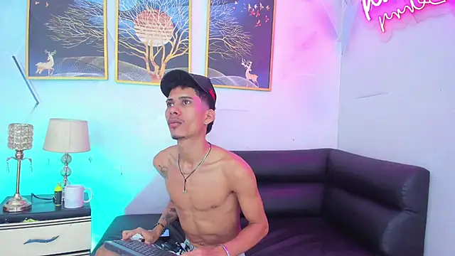 Alex jeins at online show from February 5, 2:11 pm