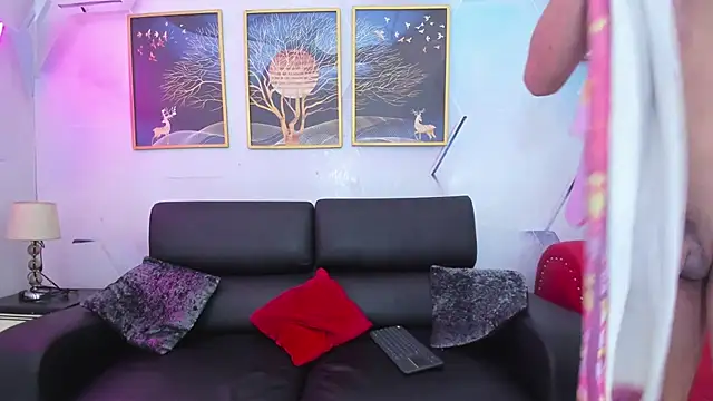 Alex jeins at online show from March 14, 2:22 pm