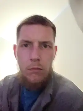 Snapshot of aboogie0420 chatting on December 18, 1:11 am aboogie0420 online show from December 18, 1:11 am