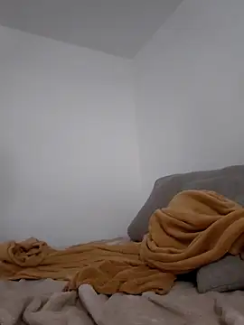 Snapshot of Bellaa25 chatting on March 25, 7:47 am Bellaa25 online show from March 25, 7:47 am