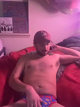 Snapshot of j007slut chatting on December 18, 5:24 am j007slut online show from December 18, 5:24 am