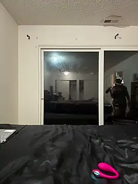 Lenaravenswood online show from February 22, 5:30 am