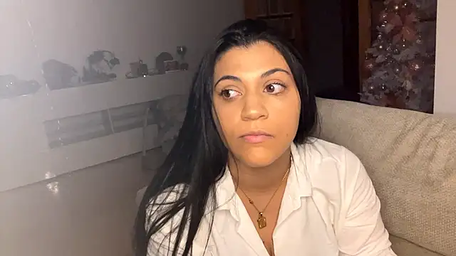 Snapshot of AlphaCasile chatting on December 14, 11:53 pm AlphaCasile online show from December 14, 11:53 pm