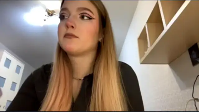 Snapshot of JoshuaBrasil chatting on December 15, 12:09 pm JoshuaBrasil online show from December 15, 12:09 pm