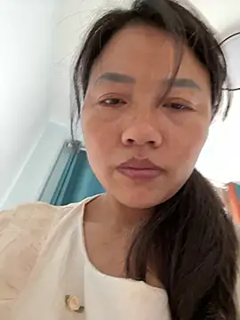 cmvoo online show from April 10, 3:45 am