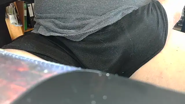 oldmann08 online show from February 28, 8:37 am