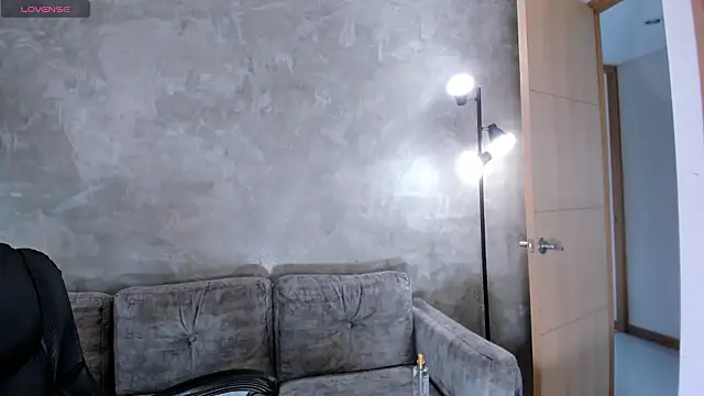 ValerieAustin online show from February 12, 2:45 pm