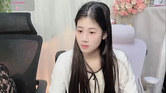 Yvonne-07 online show from March 8, 12:31 pm