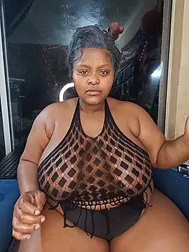 ChoklitBerryXX online show from June 21, 2:25 am