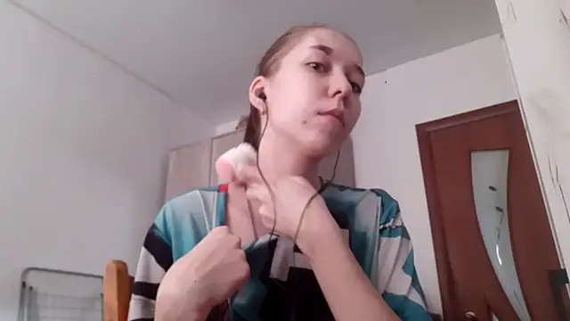 Annette meow1 online show from February 12, 7:03 am