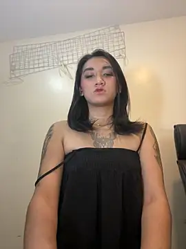 lil cummer69 online show from April 27, 2:15 pm