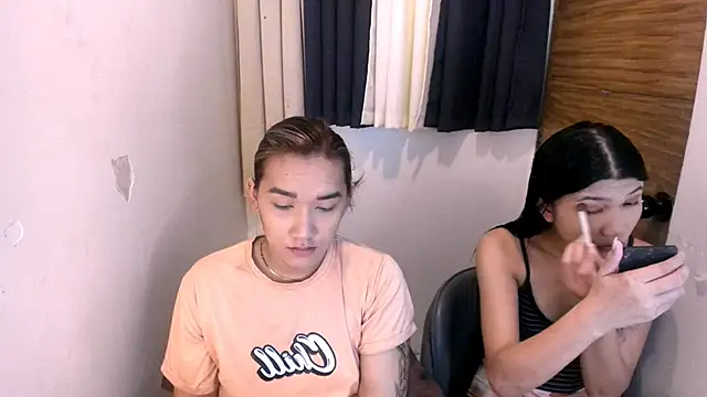 lil cummer69 online show from June 3, 2:19 pm