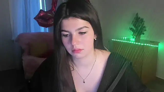 KisaModel online show from March 5, 1:01 am