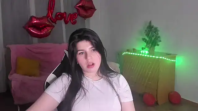 KisaModel online show from March 6, 1:07 pm