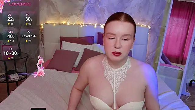 LucyHornyDollx online show from January 14, 3:45 am