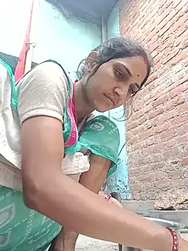 Snapshot of Chayna_singh chatting on July 14, 12:57 am Chayna singh online show from July 14, 12:57 am
