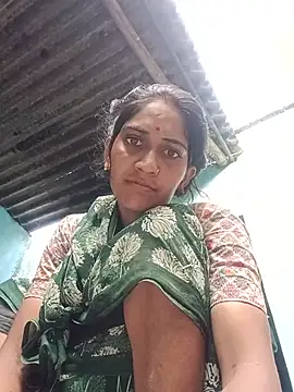 Snapshot of Chayna_singh chatting on August 6, 1:40 am Chayna singh online show from August 6, 1:40 am