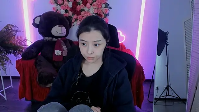 Snapshot of SirenMystiq chatting on June 2, 7:16 pm SirenMystiq online show from June 2, 7:16 pm