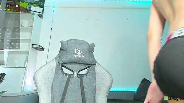 colestorm  online show from April 28, 4:39 am
