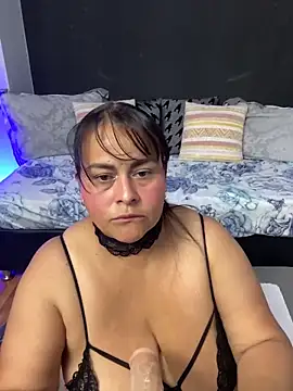 Snapshot of SayMarLuna chatting on May 27, 7:55 pm SayMarLuna online show from May 27, 7:55 pm