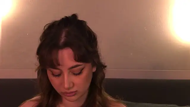 Snapshot of LucieBliss chatting on July 26, 5:31 pm LucieBliss online show from July 26, 5:31 pm