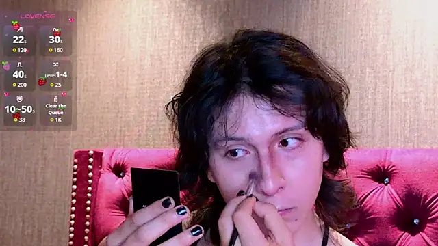 Shelly bat online show from April 28, 10:04 pm