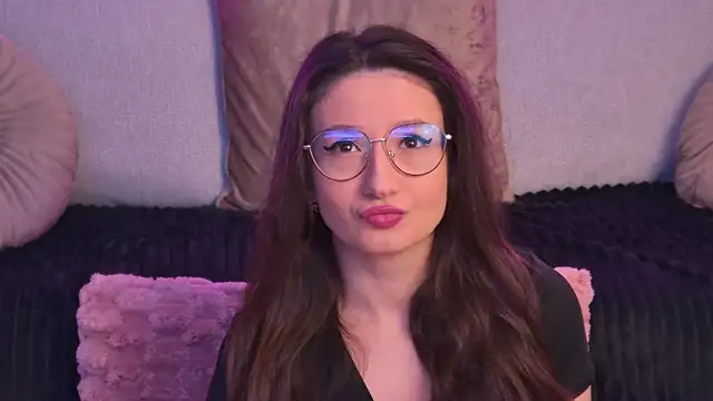 TheaMalekoo online show from January 12, 7:35 am