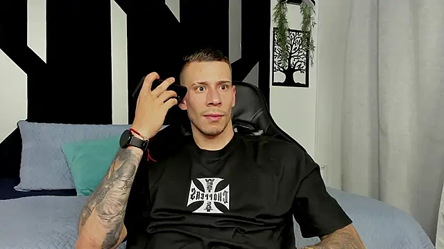 J king   online show from February 5, 10:58 pm