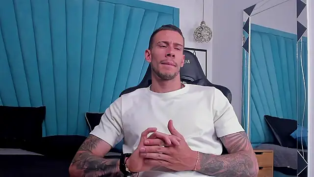 J king   online show from February 28, 1:45 pm