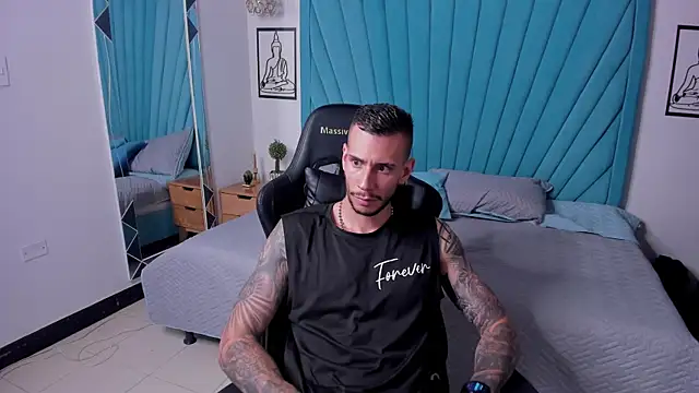 J king   online show from April 27, 10:41 pm