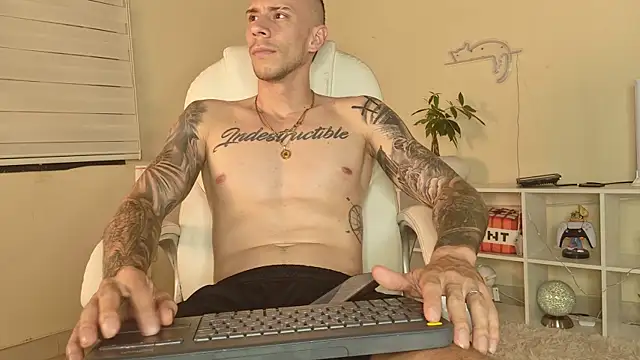 J king   online show from July 14, 1:28 pm