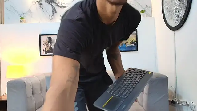 YOUNG GUYS1 online show from February 13, 1:23 am