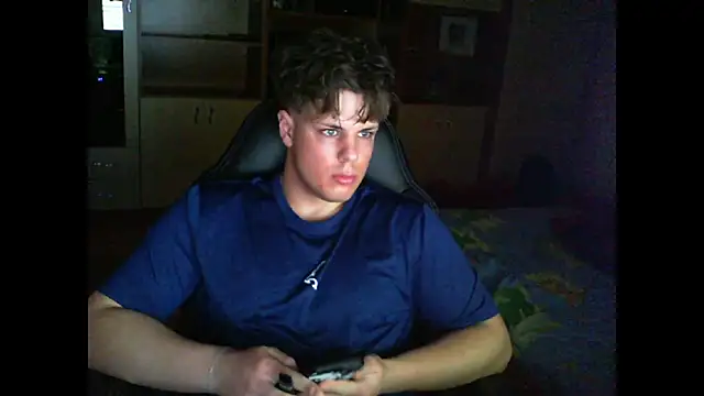 GymGuy0505 online show from February 28, 10:44 pm