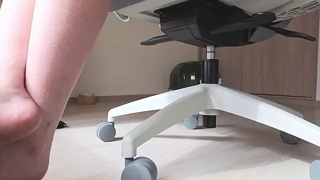 Feetbeth online show from February 16, 8:49 pm